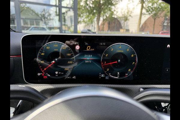 Mercedes-Benz A-Klasse 200 Business Solution VAN: € 26.900- VOOR: € 24.877,- UW HERFSTVOORDEEL: € 2.023,-| ORIG. NL NAP 2E EIG.| 58.000KM!| GLASCOATING| WIDESCREEN| CAMERA| RECENT ONDERHOUD GEHAD, DIRECT LEVERBAAR| AMG | APPLE CARPLAY/ ANDROID AUTO| DODE HOEK SENSOR|