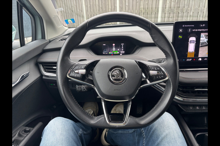 Škoda ENYAQ iV 80 / SOH 91,7% / Trekhaak / Camera / Leder / Matrix LED / 19'' / CarPlay / Stoelverwarming 4x / Dodehoek / DAB / ACC