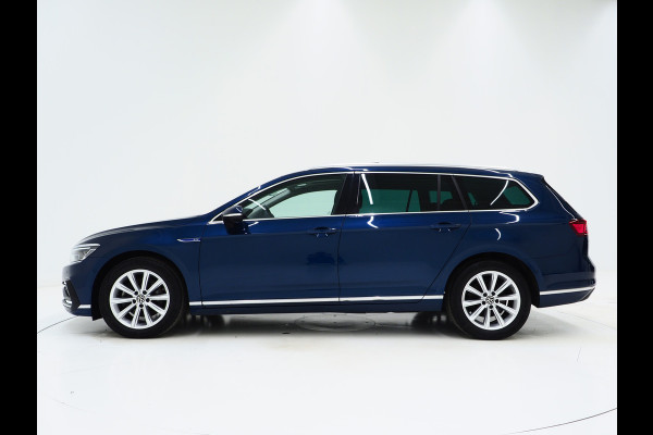 Volkswagen Passat Variant 1.4 TSI PHEV GTE | Panoramadak | Trekhaak | 360 | Massage | Memory | Keyless | Adaptive Cruise