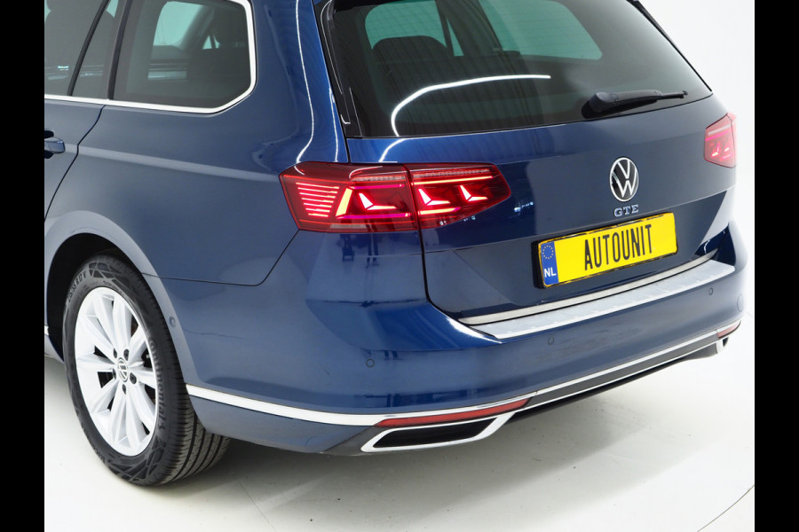 Volkswagen Passat Variant 1.4 TSI PHEV GTE | Panoramadak | Trekhaak | 360 | Massage | Memory | Keyless | Adaptive Cruise