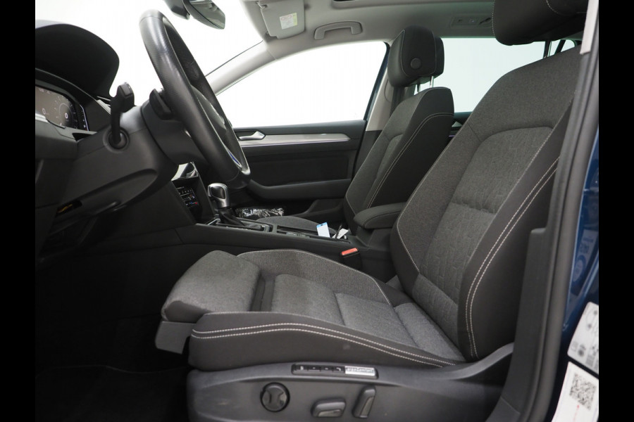 Volkswagen Passat Variant 1.4 TSI PHEV GTE | Panoramadak | Trekhaak | 360 | Massage | Memory | Keyless | Adaptive Cruise