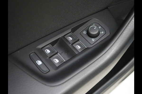 Volkswagen Passat Variant 1.4 TSI PHEV GTE | Panoramadak | Trekhaak | 360 | Massage | Memory | Keyless | Adaptive Cruise