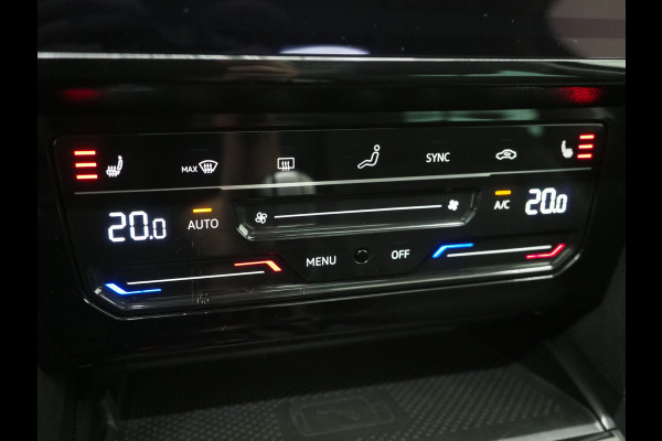 Volkswagen Passat Variant 1.4 TSI PHEV GTE | Panoramadak | Trekhaak | 360 | Massage | Memory | Keyless | Adaptive Cruise