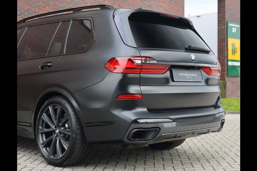 BMW X7 40i xDrive | HUD - Sky Lounge