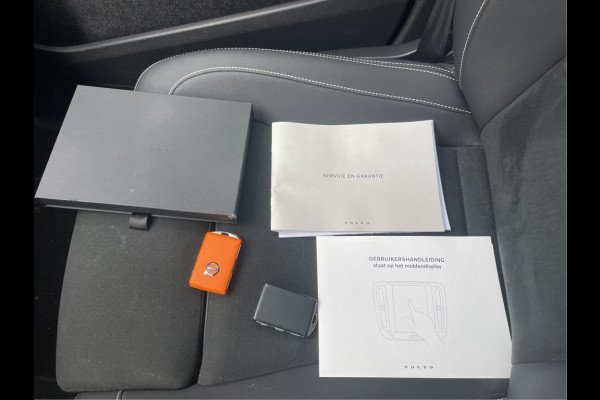 Volvo XC40 1.5 T4 Plug-in hybrid Ultimate Bright NL-AUTO | PANODAK | TREKHAAK | HARMAN KARDON