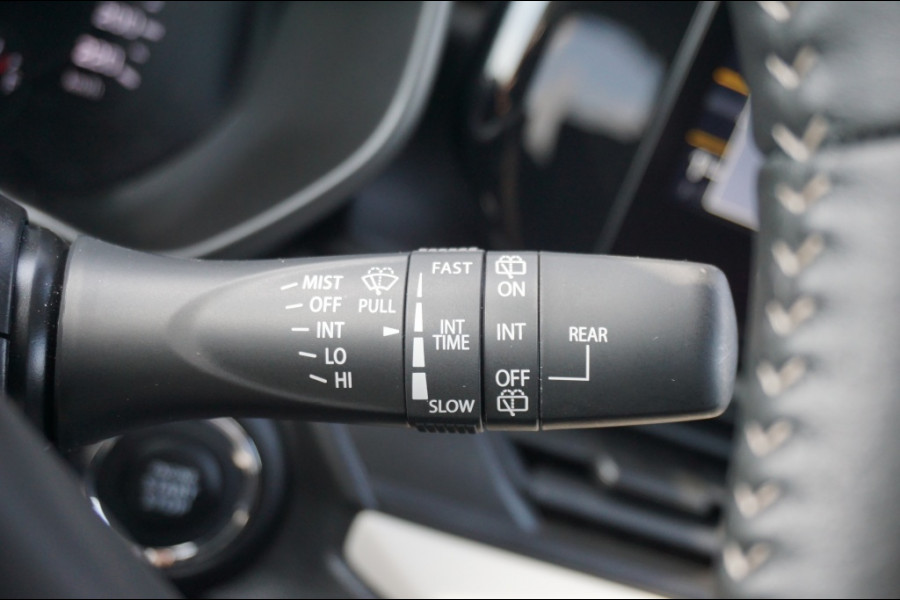 Suzuki Swift 1.2 Select Hybrid AUTOMAAT | 11.689KM! | CAMERA | ALL SEASONS