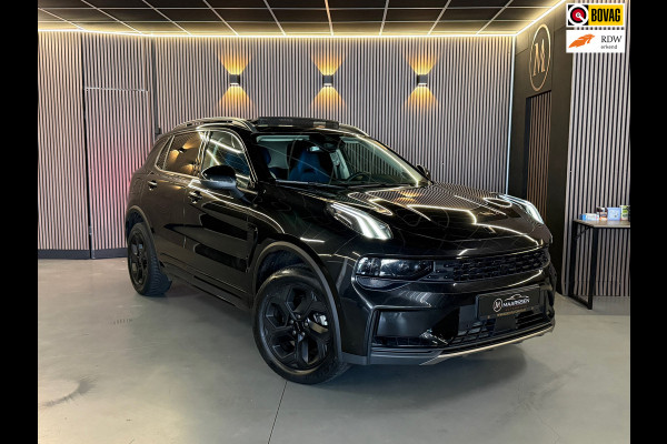 Lynk & Co 01 HEV 1.5| Pano|Stoelverwarming|Keyless|black Edtion|sfeer|camera|memory