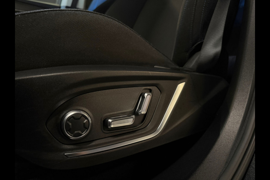 Lynk & Co 01 HEV 1.5| Pano|Stoelverwarming|Keyless|black Edtion|sfeer|camera|memory