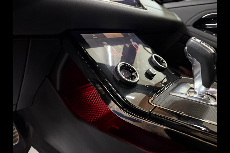 Land Rover Range Rover Evoque 2.0 D165 AWD R-Dynamic HSE | Black Edition | PANO | Leder | Meridian | Winter Pakket | 20inch | ACC