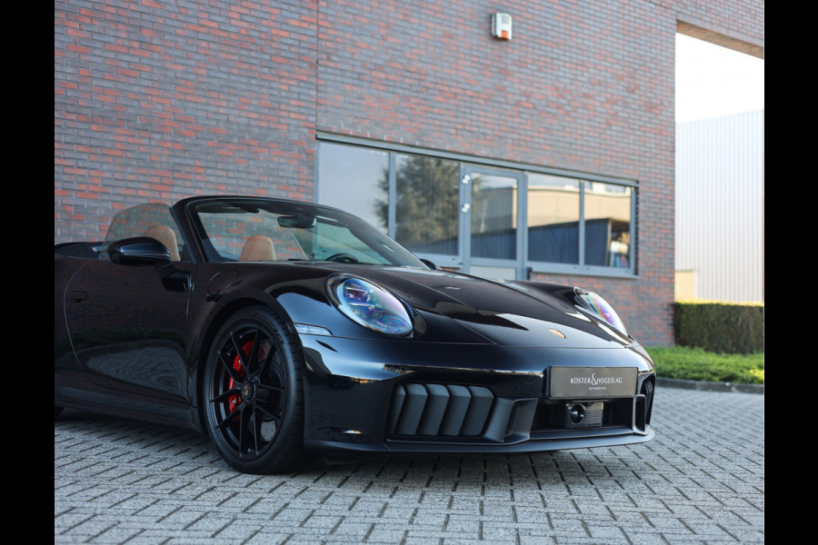 Porsche 911 Cabrio Carrera 4 GTS | PASM - Burmester