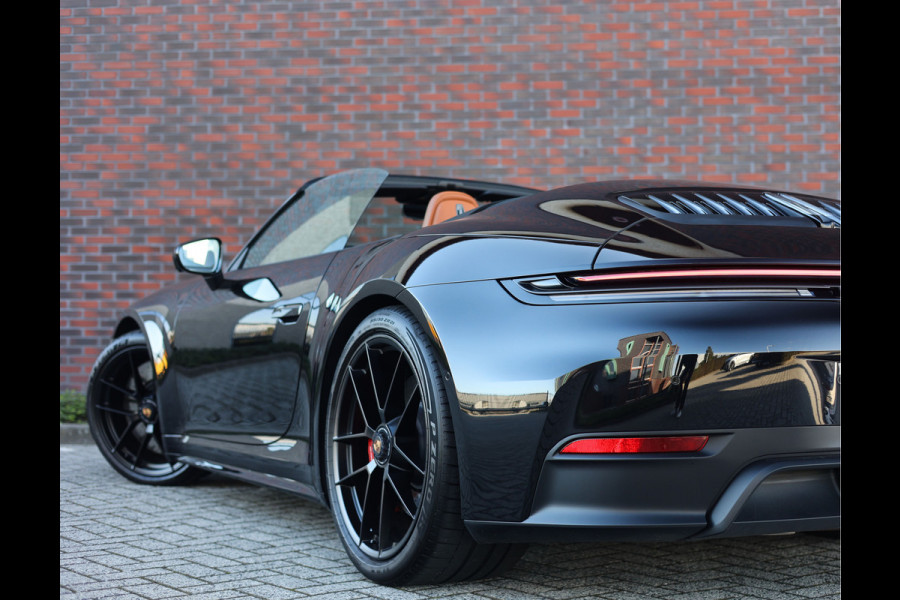 Porsche 911 Cabrio Carrera 4 GTS | PASM - Burmester
