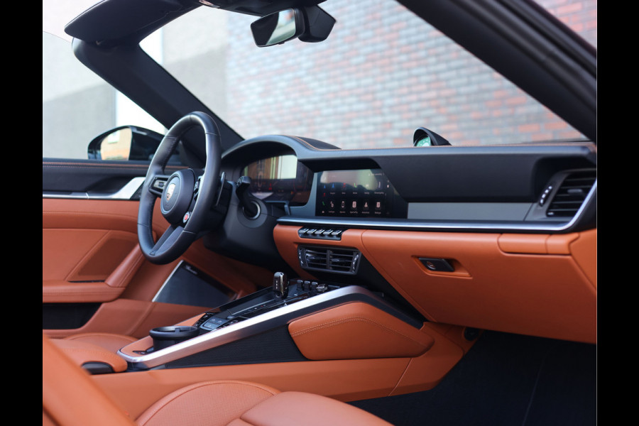 Porsche 911 Cabrio Carrera 4 GTS | PASM - Burmester