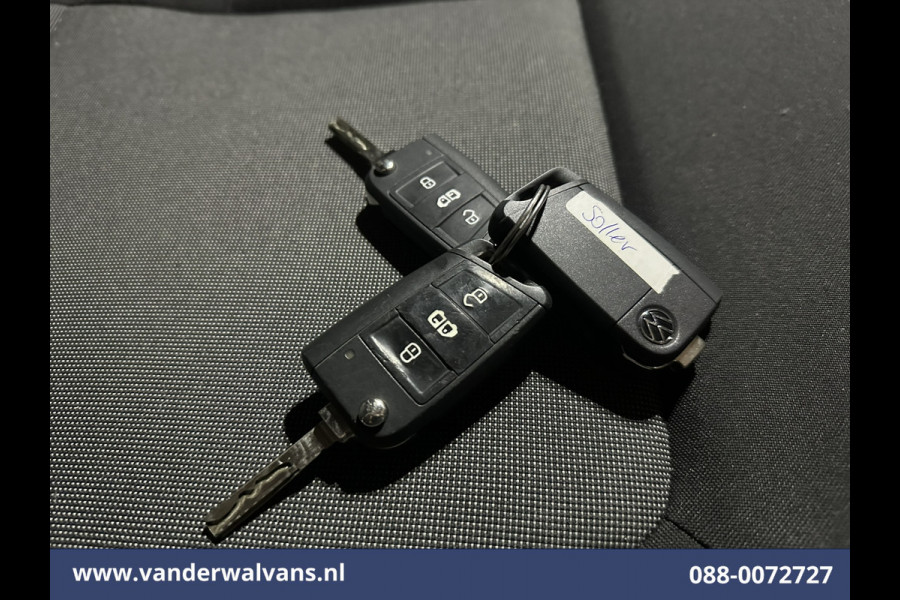 Volkswagen Crafter 2.0 TDI L3H3 L2H2 Euro6 Airco | Camera | Apple Carplay | Android Auto | Parkeersensoren Bijrijdersbank