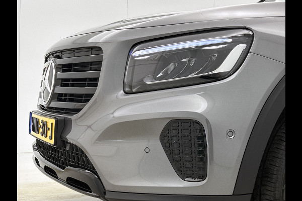 Mercedes-Benz Glb 200 Star Edition LIMITED Panoramadak l Keyless l Trekhaak l Navigatie l Stoelverwarming l Sfeerverlichting l Leder l Achteruitrijcamera Inclusief 24 maanden MB Certified garantie voor Europa.