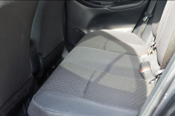 Toyota Yaris Cross 1.5 Hybrid 130 Executive | Stoel stuur verwarming | Parkeersensoren v+a