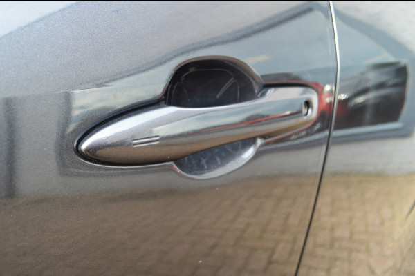 Toyota Yaris Cross 1.5 Hybrid 130 Executive | Stoel stuur verwarming | Parkeersensoren v+a