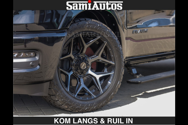 Dodge Ram Limited 540 PK | HUD | €84950,- excl | LUCHTVERING | MASSAGE | PASSAGIERSSCHERM | De Meest Luxe en Volle Pick-Up in zijn Klasse  Comfortabele Dubbele Cabine met Royale 5 Zitplaatsen | BPM vrij | Nu Leverbaar uit Voorraad | Voorraad Nr 2335 - 5153 | De specialist in Amerikaanse pick‑ups in Nederland en Europa.