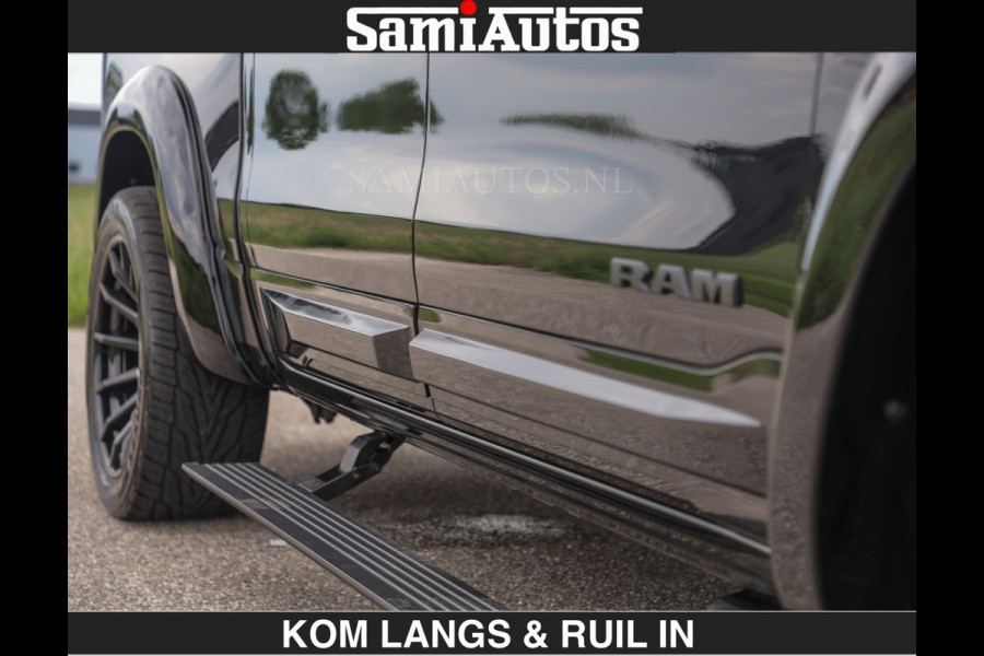 Dodge Ram BOM VOL | Night Premium | €79950,- excl | Full Option | De Meest Luxe Pick-Up in zijn Klasse | Comfortabele Dubbele Cabine met Royale 5 Zitplaatsen | BPM vrij | Nu Leverbaar uit Voorraad | Voorraad Nr 2287 - 3384 | De specialist in Amerikaanse pick‑ups in Nederland en Europa.