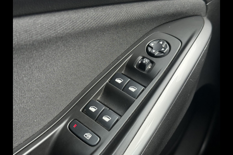 Opel Grandland X 1.2 Turbo Online Edition |Navi|Carplay|Trekhaak|PDC|Clima|Cruise|N.A.P|APK tot 02-2027