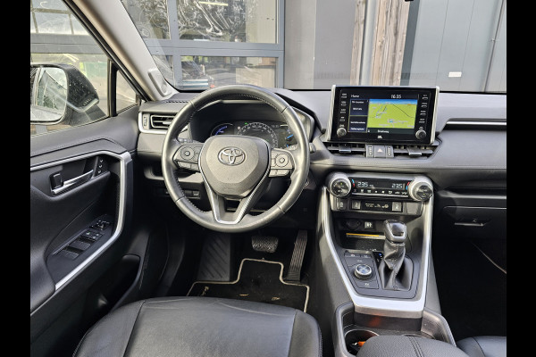 Toyota RAV4 2.5 Hybrid AWD Executive | LED | Trekhaak | Leder | Stoelverwarming | ACC | Elek. achterklep | Keyless | Navi | Elek. verstelb. stoelen |