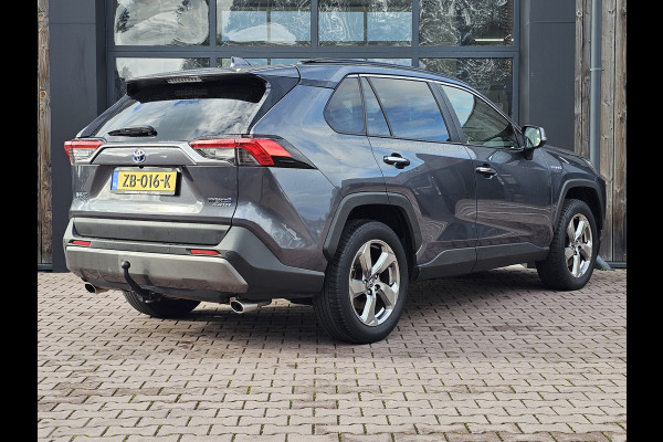 Toyota RAV4 2.5 Hybrid AWD Executive | LED | Trekhaak | Leder | Stoelverwarming | ACC | Elek. achterklep | Keyless | Navi | Elek. verstelb. stoelen |