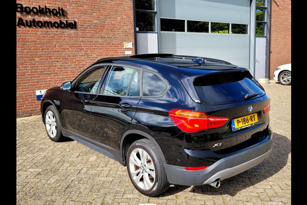 BMW X1 SDrive18i Panorama, Camera, All-season (Pirelli), M-grille, 18"