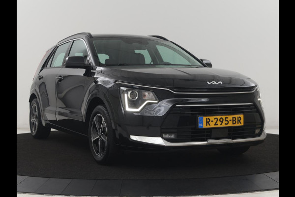 Kia Niro 1.6 GDi Hybrid DynamicLine | Half leder | Adaptive cruise | Lane assist | Trekhaak | Camera | Park assist | Carplay | Climate control | Full LED | 16" velgen