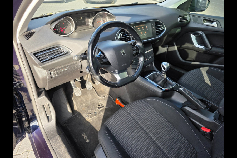 Peugeot 308 SW 1.2 PureTech Blue Lease Executive | PANO | TREKHAAK | NAP