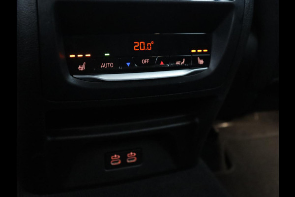 BMW X3 xDrive20i High Executive | Trekhaak | Stoelverwarming | Pano.Dak | Keyless Entry |
