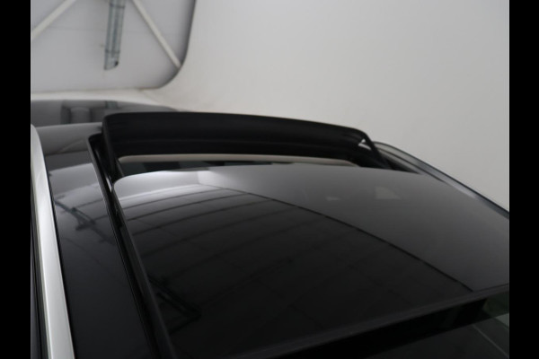 BMW X3 xDrive20i High Executive | Trekhaak | Stoelverwarming | Pano.Dak | Keyless Entry |