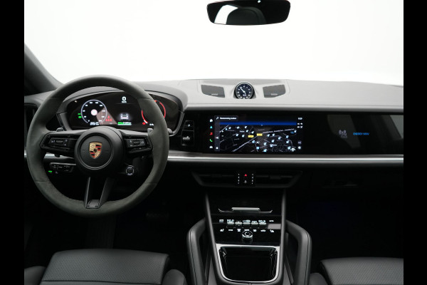 Porsche Cayenne Coupé 3.0 E-Hybrid PHEV | MY 2024 Facelift | SportDesign | Sportuitlaat | Trekhaak Af Fabriek | Panodak | Luchtvering | PDLS+ | Sport Chrono | InnoDrive Adaptive Cruise | Head up | Soft Close | 22"L.M | 360 Camera | Plug In Hybrid |