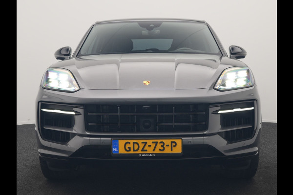Porsche Cayenne Coupé 3.0 E-Hybrid PHEV | MY 2024 Facelift | SportDesign | Sportuitlaat | Trekhaak Af Fabriek | Panodak | Luchtvering | PDLS+ | Sport Chrono | InnoDrive Adaptive Cruise | Head up | Soft Close | 22"L.M | 360 Camera | Plug In Hybrid |