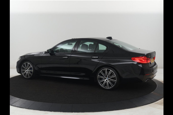 BMW 5 Serie 530i xDrive High Executive | M Sport | LED | Stoelverwarming | Schuif/-kanteldak | Stoelventilatie | 360 Camera | Harman Kardon Sound |