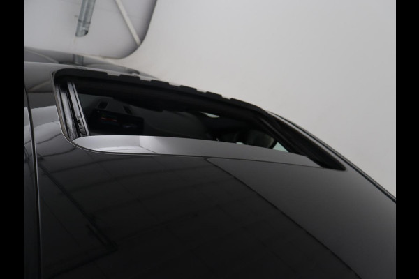 BMW 5 Serie 530i xDrive High Executive | M Sport | LED | Stoelverwarming | Schuif/-kanteldak | Stoelventilatie | 360 Camera | Harman Kardon Sound |