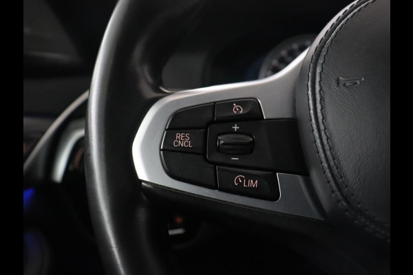 BMW 5 Serie 530i xDrive High Executive | M Sport | LED | Stoelverwarming | Schuif/-kanteldak | Stoelventilatie | 360 Camera | Harman Kardon Sound |