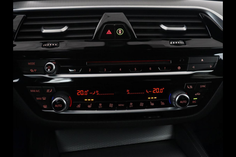 BMW 5 Serie 530i xDrive High Executive | M Sport | LED | Stoelverwarming | Schuif/-kanteldak | Stoelventilatie | 360 Camera | Harman Kardon Sound |