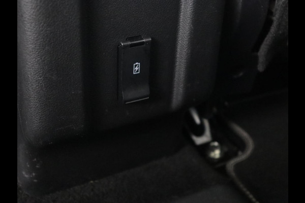Mitsubishi Outlander 2.4 PHEV Pure | SOH 71% | Camera | Stoelverwarming | Trekhaak |