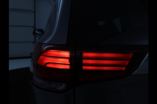 Mitsubishi Outlander 2.4 PHEV Pure | SOH 71% | Camera | Stoelverwarming | Trekhaak |