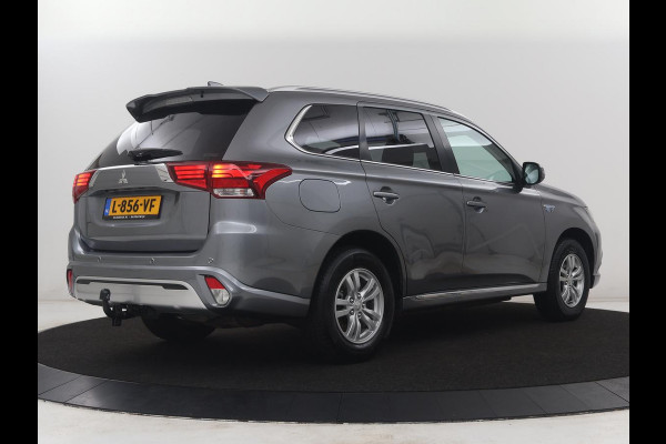 Mitsubishi Outlander 2.4 PHEV Pure | SOH 71% | Camera | Stoelverwarming | Trekhaak |