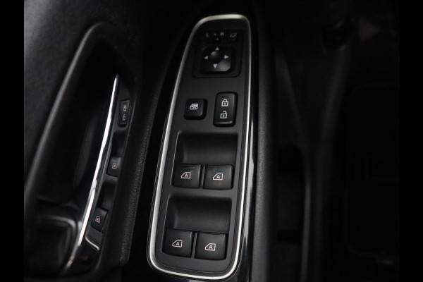 Mitsubishi Outlander 2.4 PHEV Pure | SOH 71% | Camera | Stoelverwarming | Trekhaak |