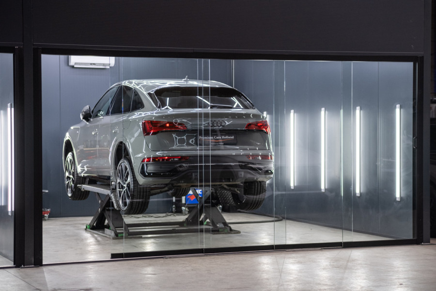 Audi Q5 Sportback 50 TFSI e S-Line RS-Leder Luchtvering Trekhaak HUD Oled Matrix ACC Keyless 21 Inch