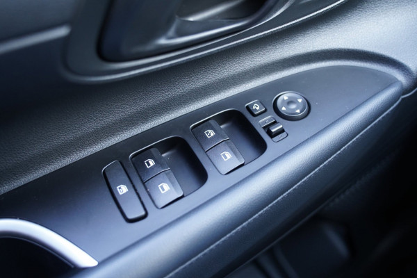 Hyundai i20 1.0 T-GDI Comfort Smart|Prijs rijklaar incl. 12 mnd garantie|LMV NAV DAB Carplay Camera Trekhaak