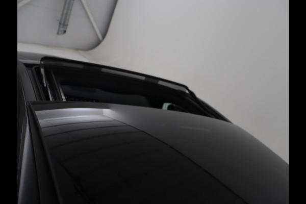 Mercedes-Benz A-Klasse 200 Business Solution AMG | Pano.Dak | Camera | Navigatie | Apple Carplay | LED