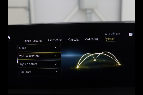 Mercedes-Benz A-Klasse 200 Business Solution AMG | Pano.Dak | Camera | Navigatie | Apple Carplay | LED