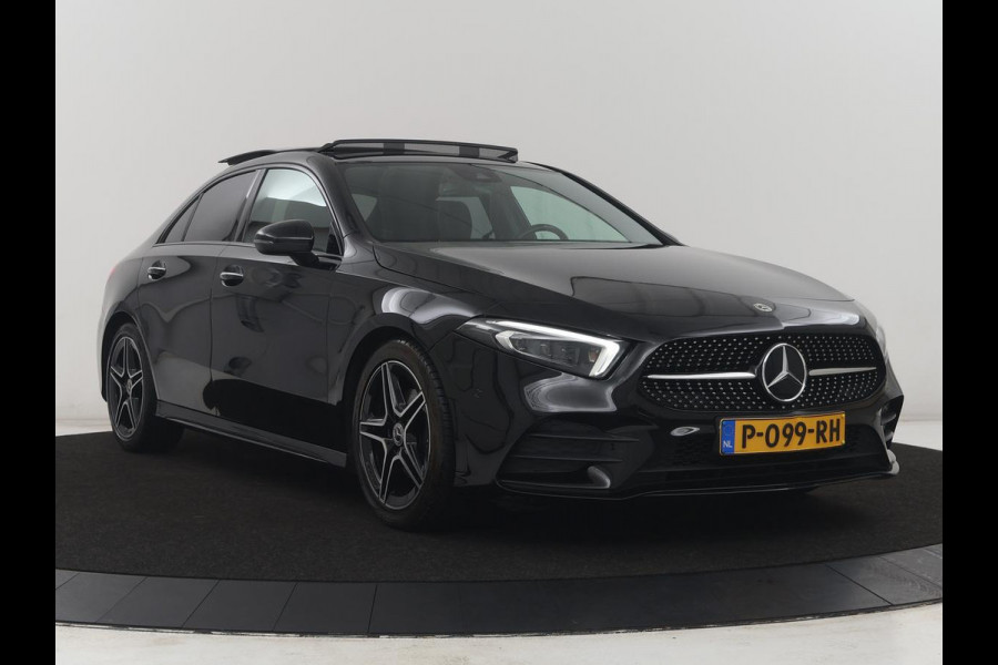 Mercedes-Benz A-Klasse 200 Business Solution AMG | Pano.Dak | Camera | Navigatie | Apple Carplay | LED