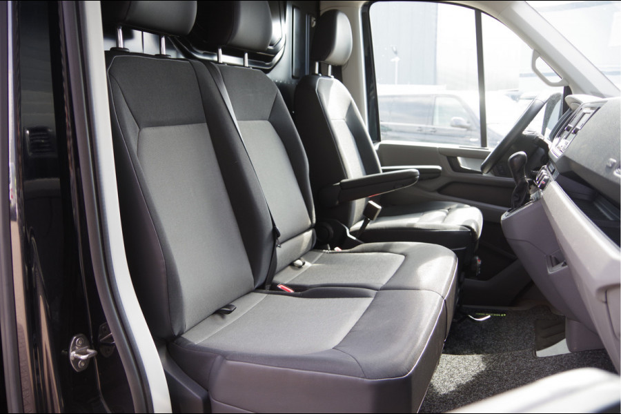 Volkswagen Crafter 35 2.0 TDI L3H3(L2H2) 3-ZITS, 177PK AUT. LED, ADAPT. CRUISE, STOELVERWARMING, STUURVERWARMING, VOORRUIT VERWARMING, STANDKACHEL,