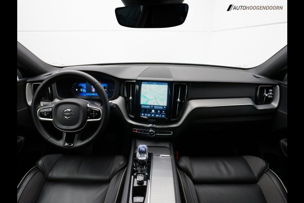 Volvo XC60 2.0 T6 Plug-in Hybrid AWD Plus Dark (APPLE CARPLAY,PANORAMADAK,STUUR-STOELVERWARMING,DODEHOEK,KEYLESS,MEMORY-SEATS)