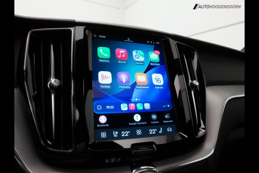 Volvo XC60 2.0 T6 Plug-in Hybrid AWD Plus Dark (APPLE CARPLAY,PANORAMADAK,STUUR-STOELVERWARMING,DODEHOEK,KEYLESS,MEMORY-SEATS)