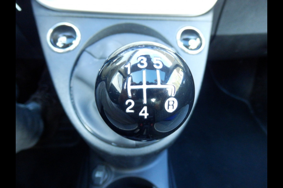 Fiat 500 80 pk. Collezione I Airco I 16 inch LM velgen I Nav. I