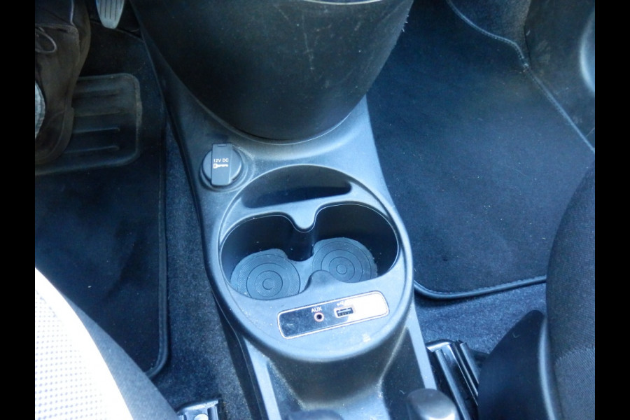 Fiat 500 80 pk. Collezione I Airco I 16 inch LM velgen I Nav. I